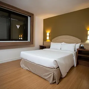 Hotel Master - Av Carlos Gomes, Proximo Ao Consulado Americano ****